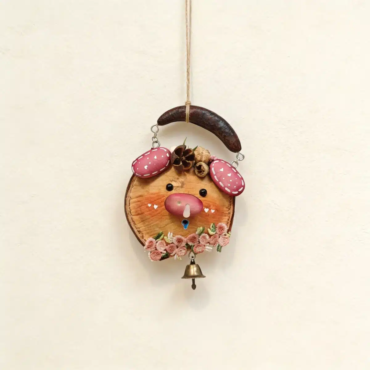 Hand Painted Floral Piggy Seed Pod Ornament (4) Hand Painted Floral Piggy Seed Pod Ornament